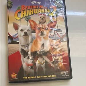 Disney Beverly Hills Chihuahua‎ 2 DVD with Red and White Cover